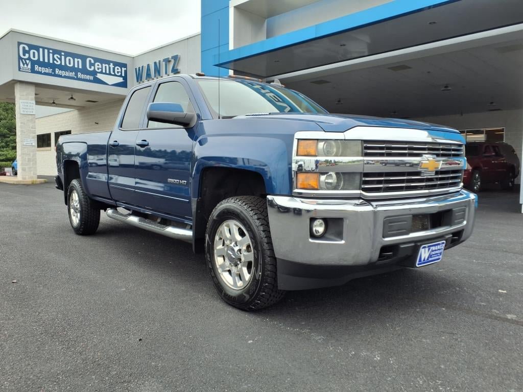 Used 2015 Chevrolet Silverado 2500 LT w/ LT Convenience Package AWD/4WD image 2