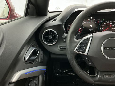 Used 2017 Chevrolet Camaro LT RWD image 25