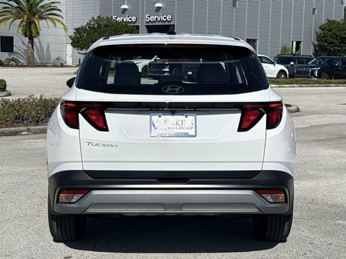 New 2026 Hyundai Tucson SE image 4