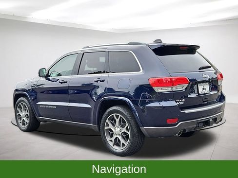 Used 2018 Jeep Grand Cherokee Limited AWD/4WD image 5