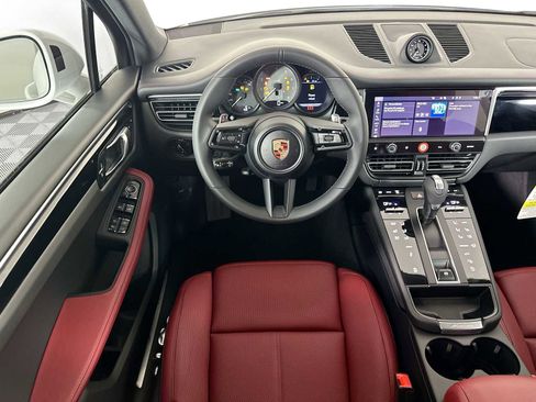 New 2025 Porsche Macan S image 24