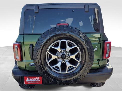 Used 2024 Ford Bronco Badlands image 5