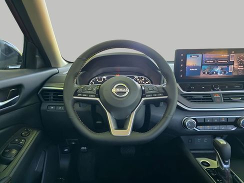 New 2026 Nissan Altima 2.5 SR FWD image 16