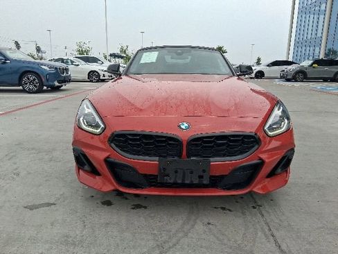 Used 2024 BMW Z4 sDrive30i w/ Premium Package RWD image 2