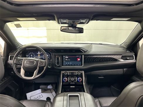Used 2022 GMC Yukon XL Denali w/ Max Trailering Package image 19