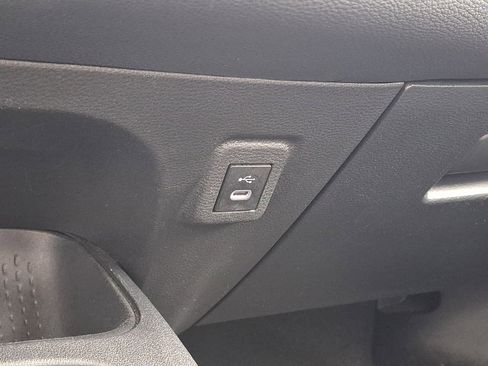Used 2023 Toyota Corolla LE FWD image 24