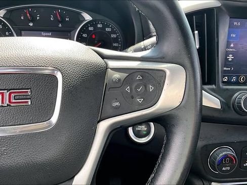 Used 2023 GMC Terrain SLT FWD image 12