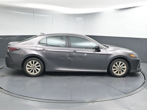 Certified 2023 Toyota Camry LE image 9