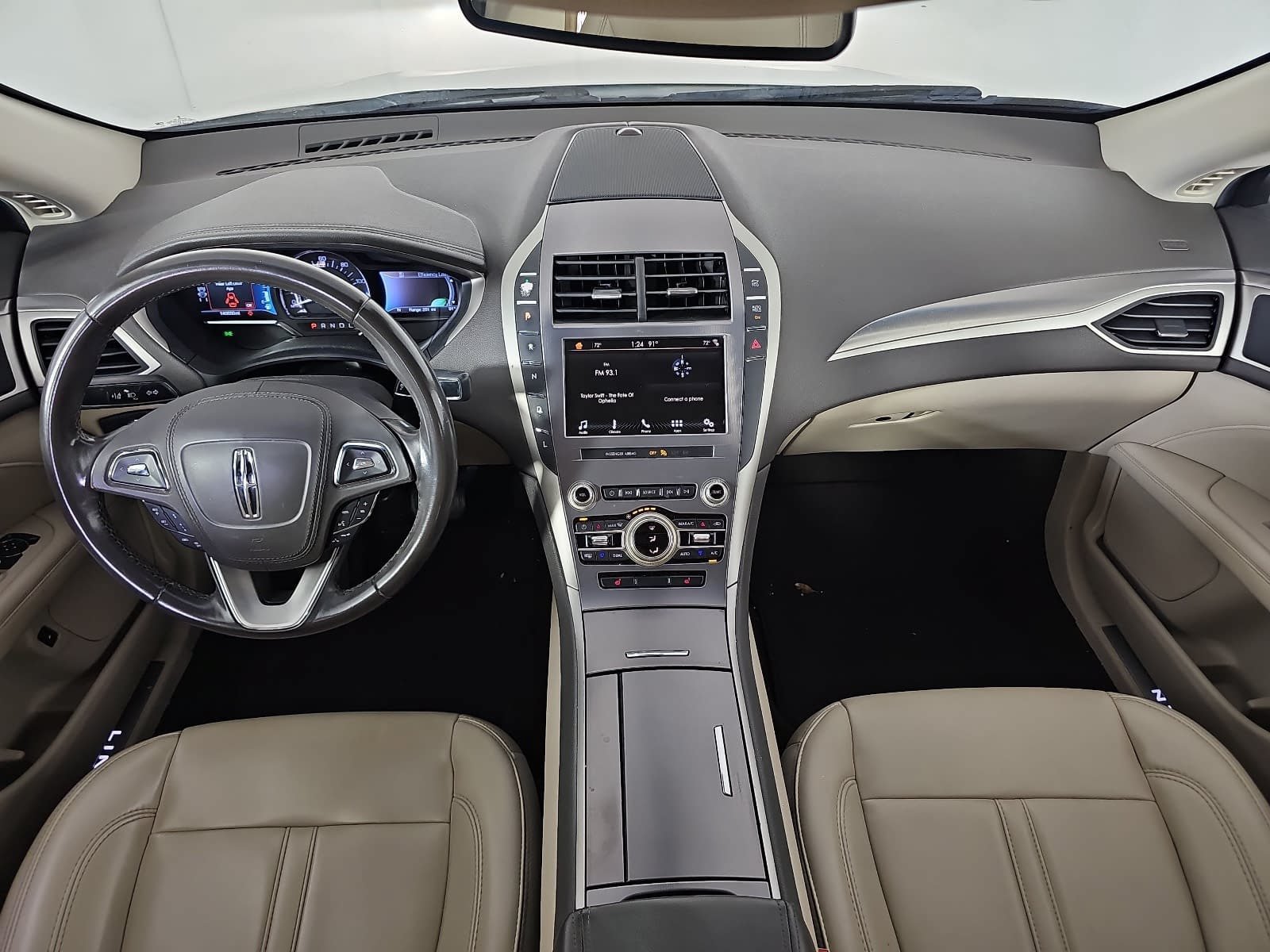 Used 2019 Lincoln MKZ Premiere FWD image 11