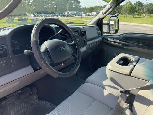 Used 2006 Ford F350 XLT AWD/4WD image 17