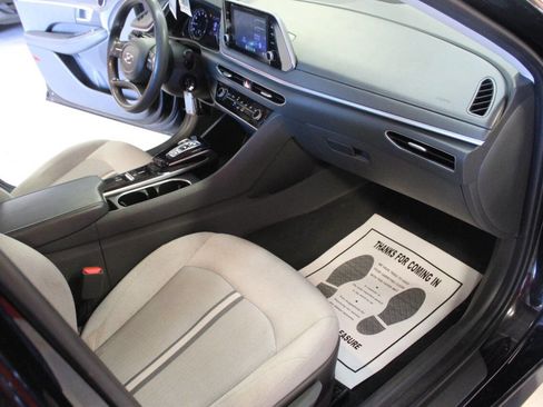 Used 2021 Hyundai Sonata SE image 9