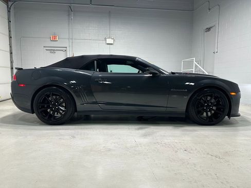 Used 2014 Chevrolet Camaro ZL1 RWD image 2