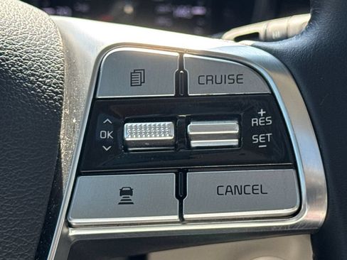 Used 2022 Kia Telluride EX FWD image 26