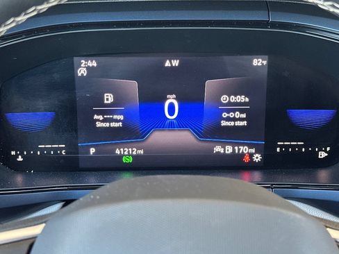 Used 2023 Volkswagen Taos SE w/ Black Wheel Package FWD image 24