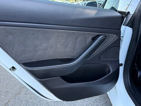 Used 2019 Tesla Model 3 Standard Range Plus RWD image 22