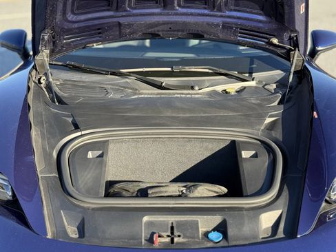 Used 2022 Porsche Taycan image 49