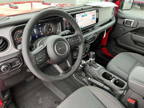 New 2025 Jeep Gladiator Sport AWD/4WD image 28