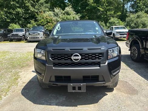 Used 2025 Nissan Frontier S AWD/4WD image 3