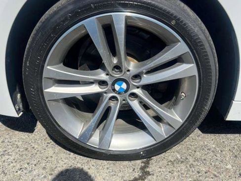 Used 2017 BMW 330i Sedan image 13