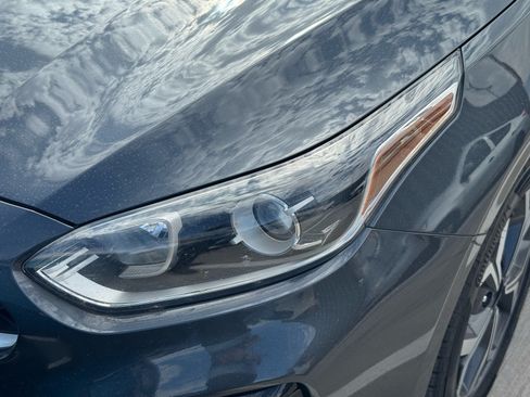 Used 2020 Kia Forte LXS FWD image 6