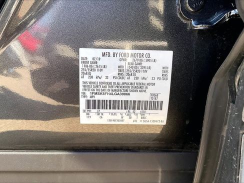 Used 2020 Ford Explorer Limited image 33