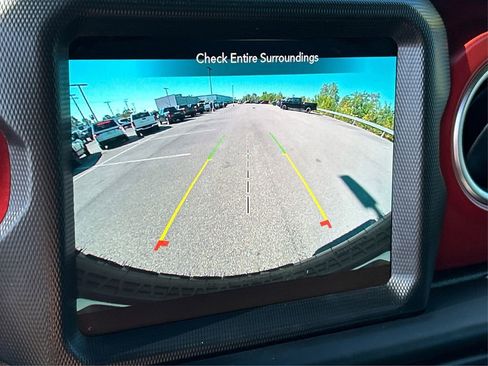 Certified 2023 Jeep Wrangler Unlimited Rubicon w/ Cold Weather Group image 29