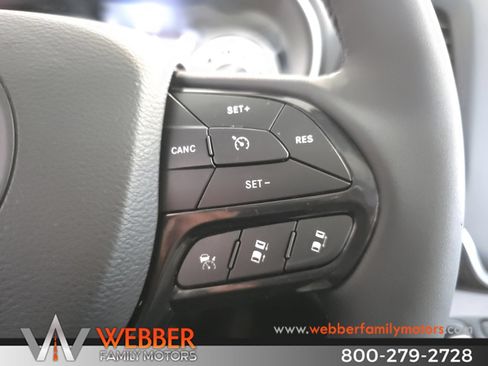 Used 2023 Jeep Cherokee Altitude Lux w/ Lux Elite Package AWD/4WD image 23