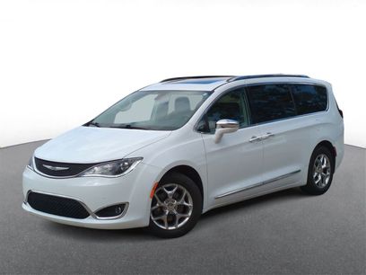 Certified 2019 Chrysler Pacifica Limited