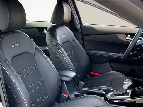 Used 2021 Kia Forte GT-Line image 19