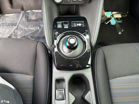 Certified 2023 Nissan Leaf SV Plus image 20