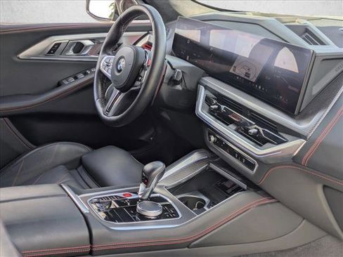 Certified 2024 BMW XM Label Red image 22