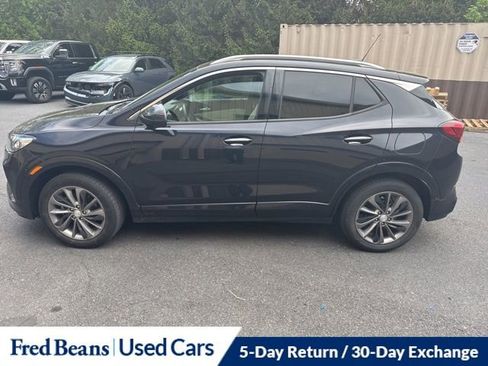 Used 2021 Buick Encore GX Essence w/ Advanced Technology Package AWD/4WD image 1