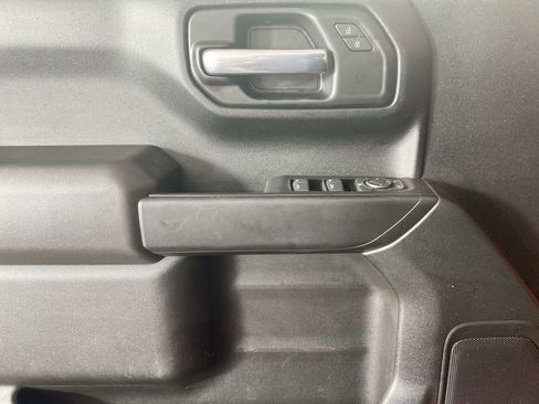 Used 2021 Chevrolet Silverado 1500 Custom image 24