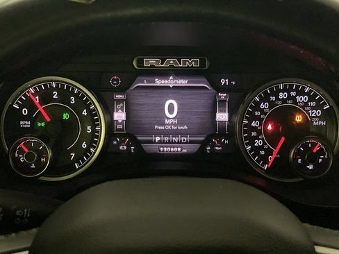 Used 2020 RAM 1500 Big Horn AWD/4WD image 11