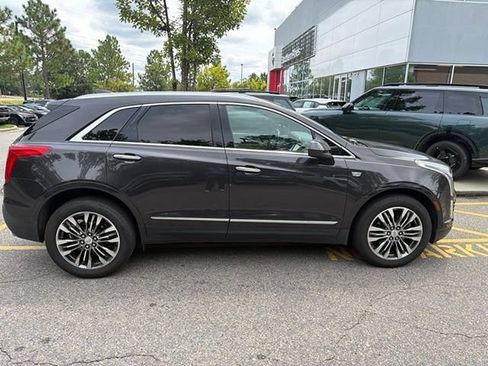 Used 2017 Cadillac XT5 Premium Luxury FWD image 7