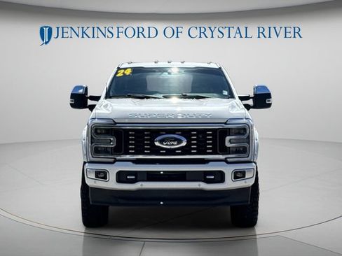 Used 2024 Ford F350 Platinum AWD/4WD image 13