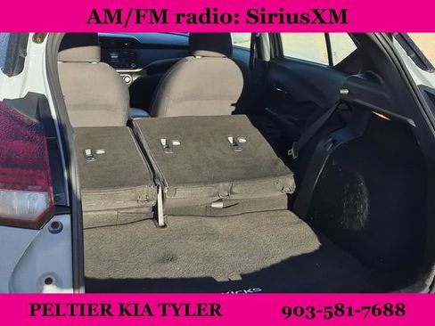 Used 2021 Nissan Kicks SV image 11