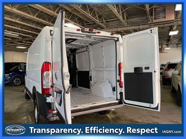 Used 2025 RAM ProMaster 2500 w/ Convenience Group FWD image 12