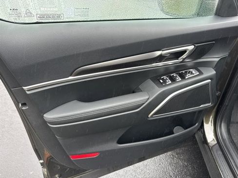 New 2025 Kia Telluride S image 7