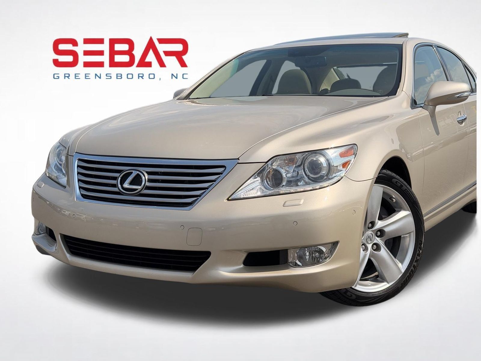Used 2011 Lexus LS 460 w/ Comfort Pkg RWD image 2