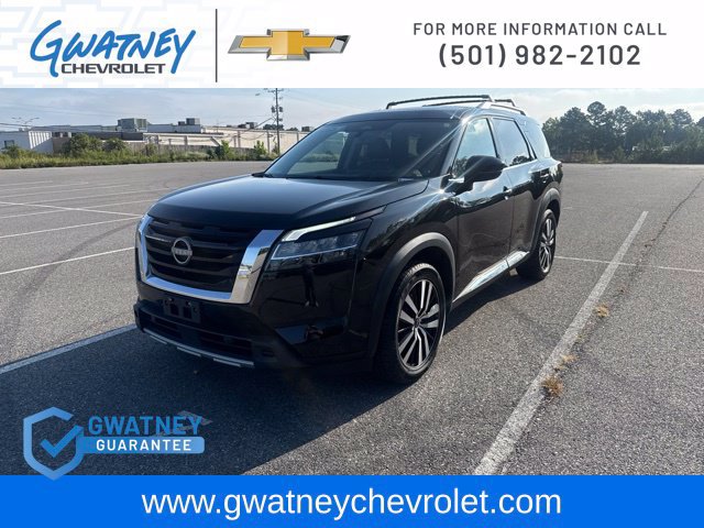 Used 2023 Nissan Pathfinder Platinum w/ Cargo Package AWD/4WD image 1