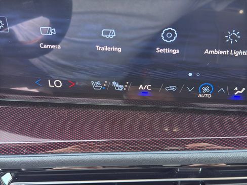 New 2026 Chevrolet Traverse RS image 16