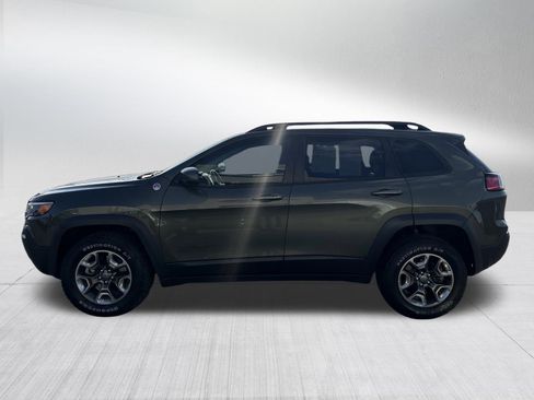 Used 2019 Jeep Cherokee Trailhawk AWD/4WD image 4