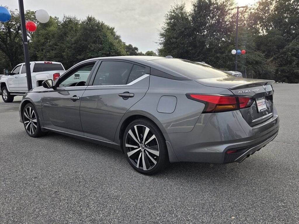 Used 2021 Nissan Altima 2.5 SR FWD image 8