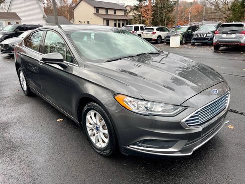 Used 2017 Ford Fusion S image 8