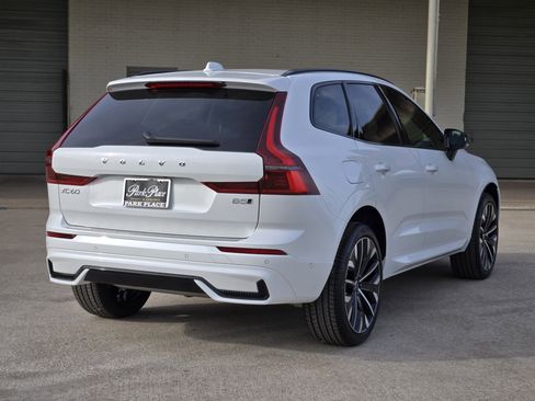 New 2026 Volvo XC60 B5 Ultra w/ Protection Package Premier image 12