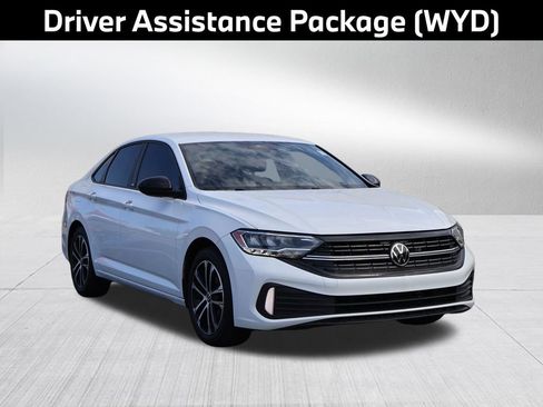 Used 2023 Volkswagen Jetta Sport FWD image 4