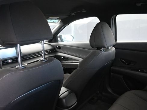 Certified 2025 Hyundai Elantra Sport FWD image 20