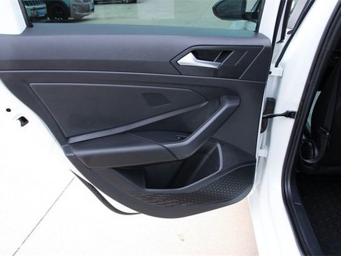 Used 2020 Volkswagen Jetta R-Line w/ R-Line Cold Weather Package image 36