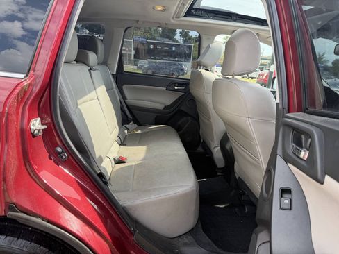 Used 2014 Subaru Forester 2.5i Touring w/ Popular Package #2 AWD/4WD image 33